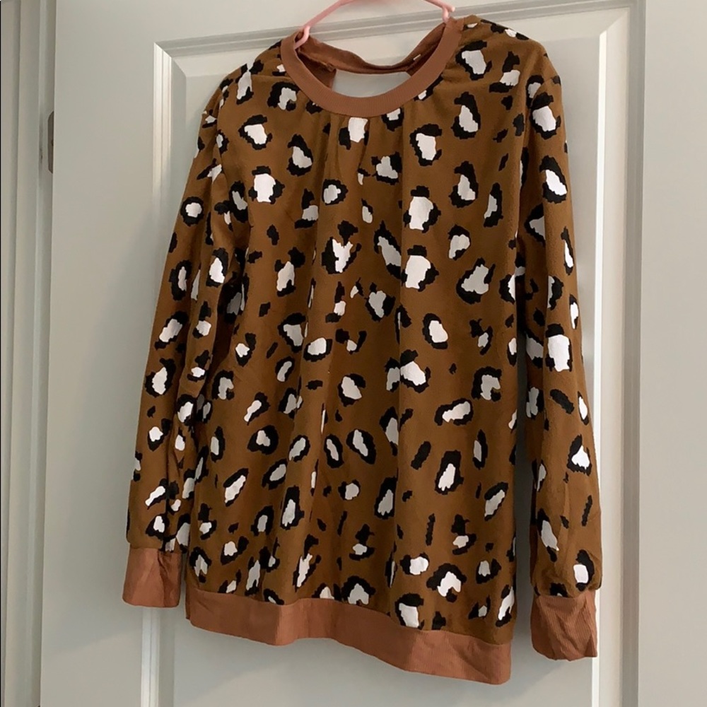 Brown leopard sweater